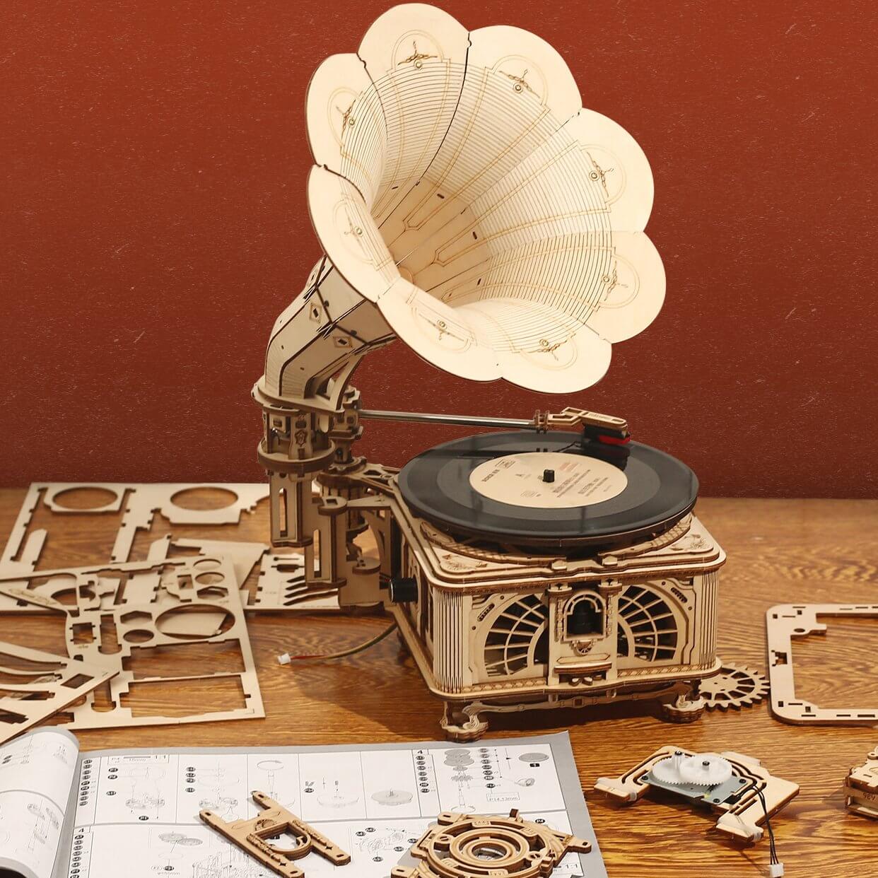 クランククラシック蓄音機キット | Kidstoylover - DIY木製アセンブリおもちゃ