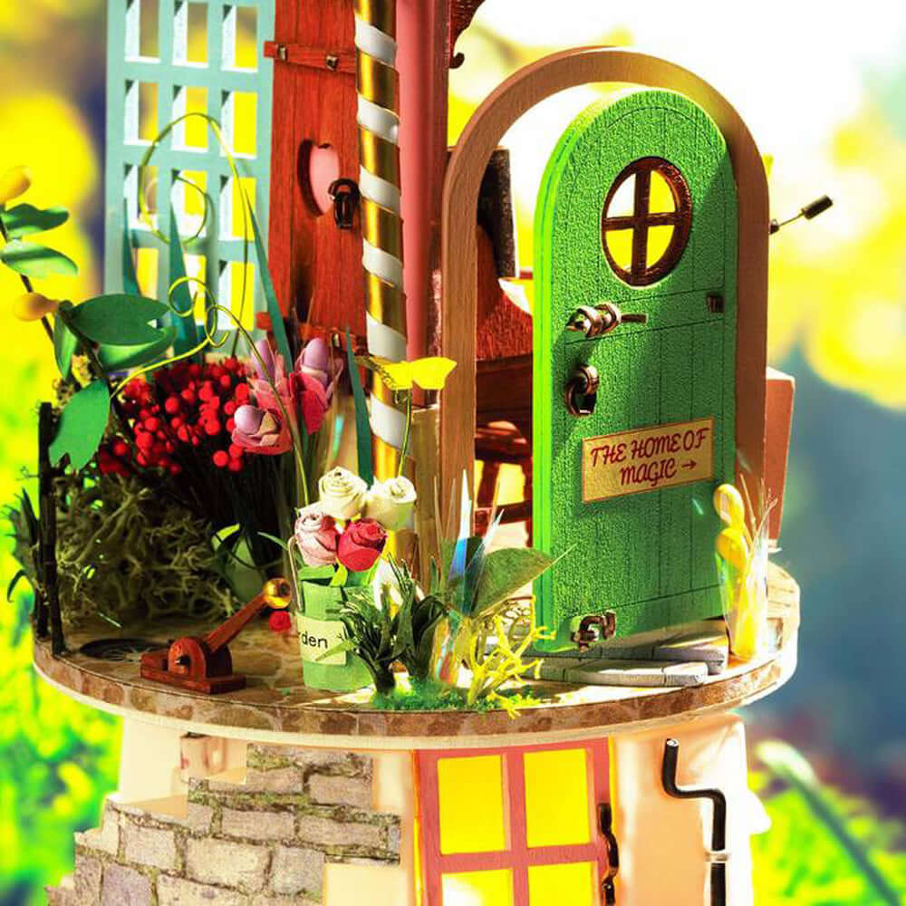 Kidstoylover Robotime DS003 Secluded Neighbour Dollhouse Kit
