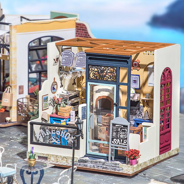 1:24 DIY Mini Dollhouse Kit | Nancy's Bakeshop